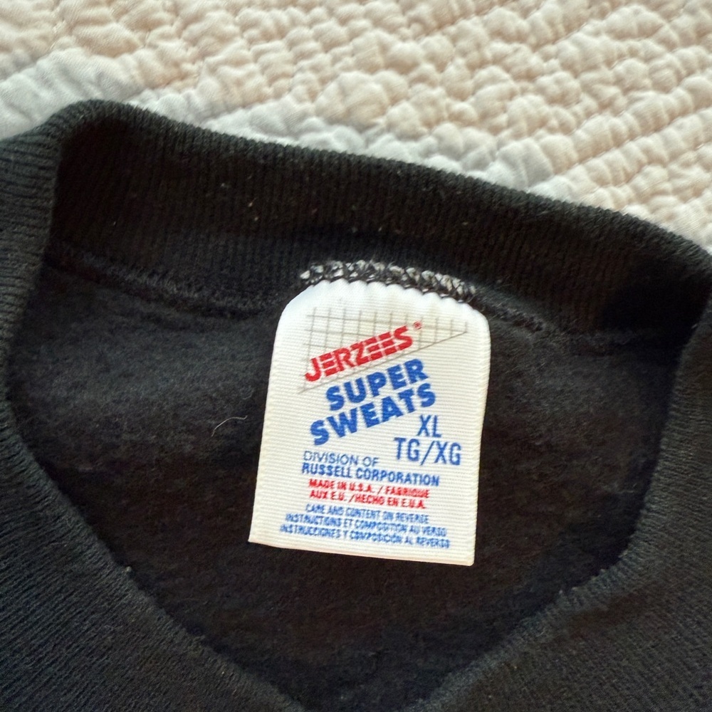 Imperial Tombs of China Black Sweatshirt - Picture 2 of 3